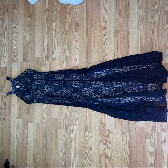 Navy blue holster lace fitted prom dress - Picture 2 of 7
